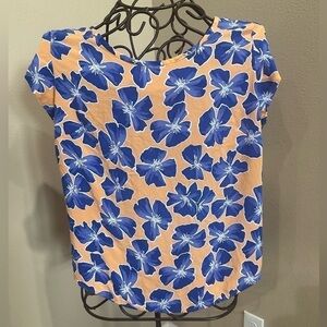 STYLUS brand Coral and Blue Floral Top, EUC!